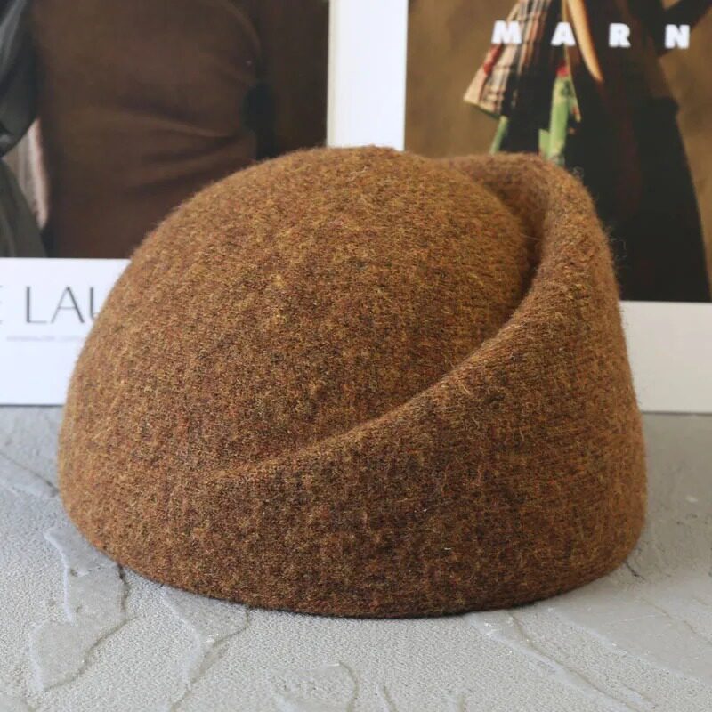 Toque pillbox asymétrique en laine mélangée – Automne-hiver
