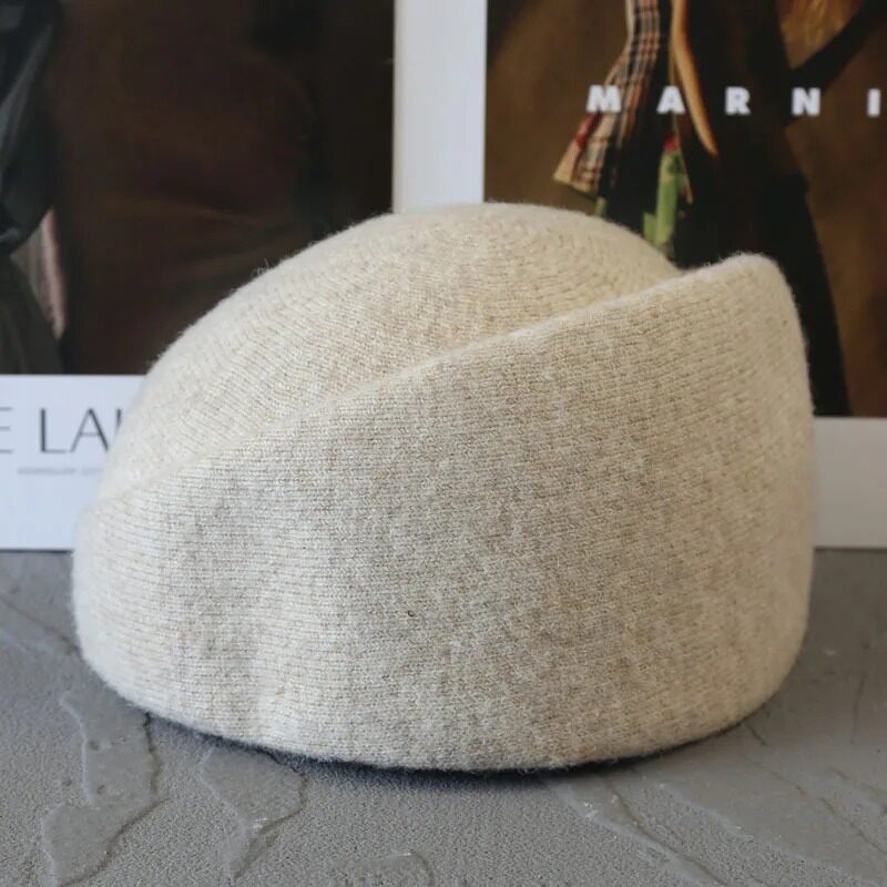 Toque pillbox asymétrique en laine mélangée – Automne-hiver