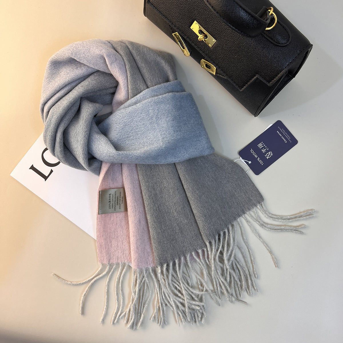 Écharpe en laine dégradée – Effet nuage