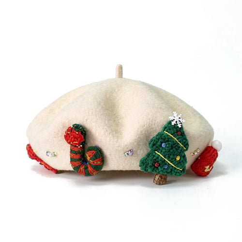 Béret de Noël crème avec sapin et sucre d'orge brodés