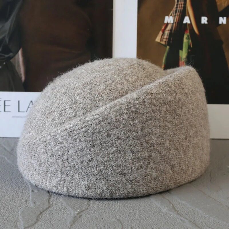 Toque pillbox asymétrique en laine mélangée – Automne-hiver